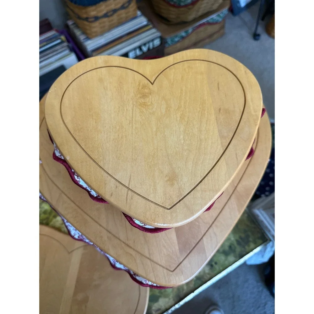 Longaberger Woodcrafts Heart Basket Set 3 Nesting Baskets Lids Toile Liners Red